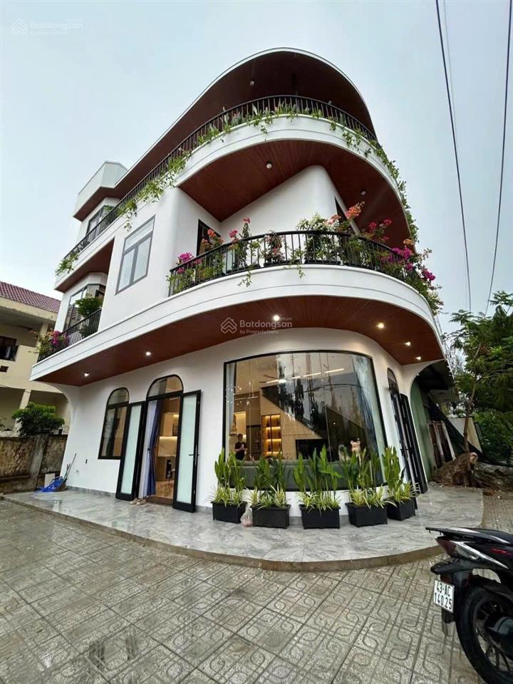 Nhà mới 3 tầng góc 2 mặt tiền thông biển xuân thiều chỉ 150m