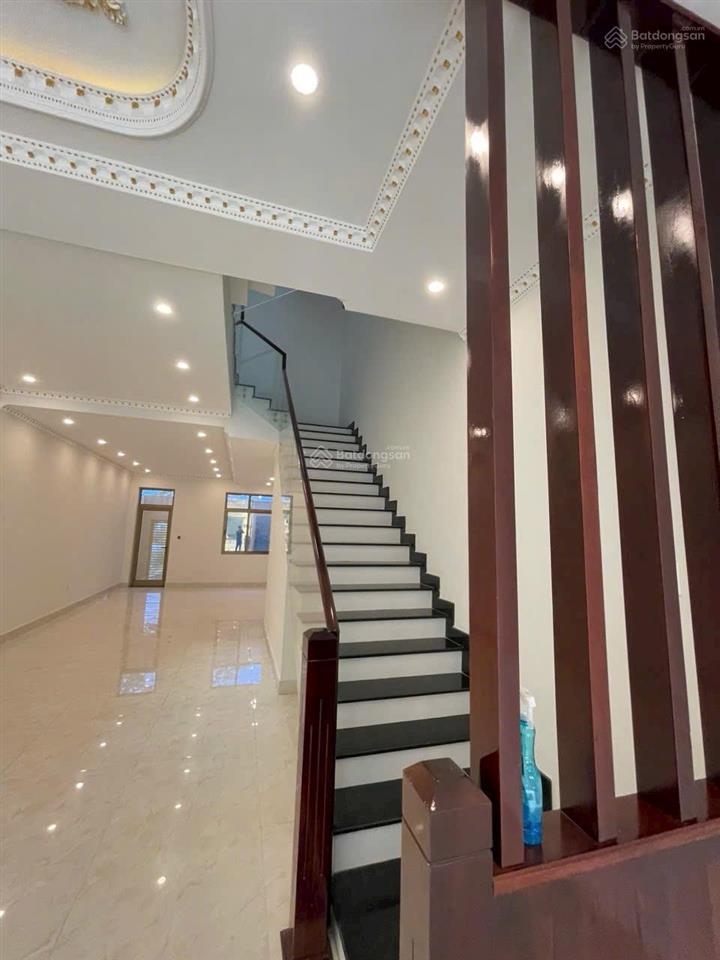 Nhà 3 tầng full nội thất đường 15m gần cụm chung cư ecolife  kinh doanh sầm uất