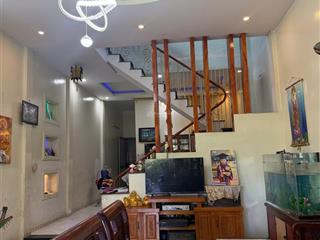 Bán nhà 2 tầng kiên cố đường đàm thanh gần hồ bàu tràm