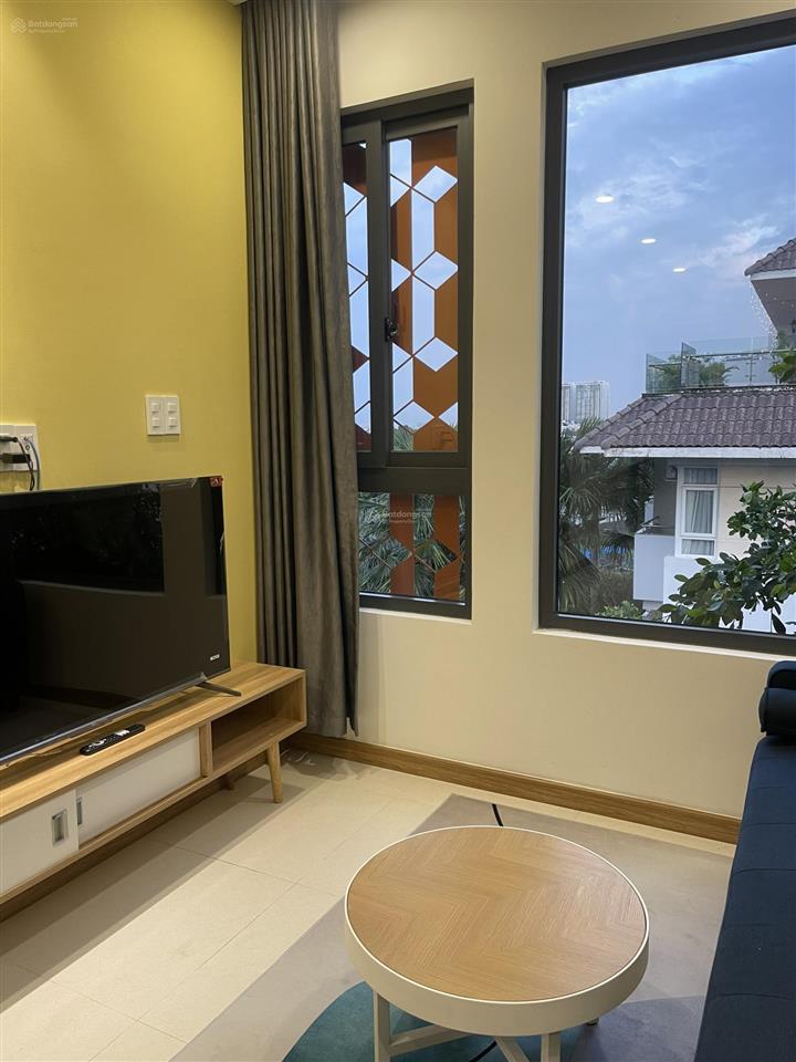 Bán căn hộ dịch vụ 244m2, 118 tỷ, đường số 1, thảo điền, q2, view đẹp, giá ưu đãi