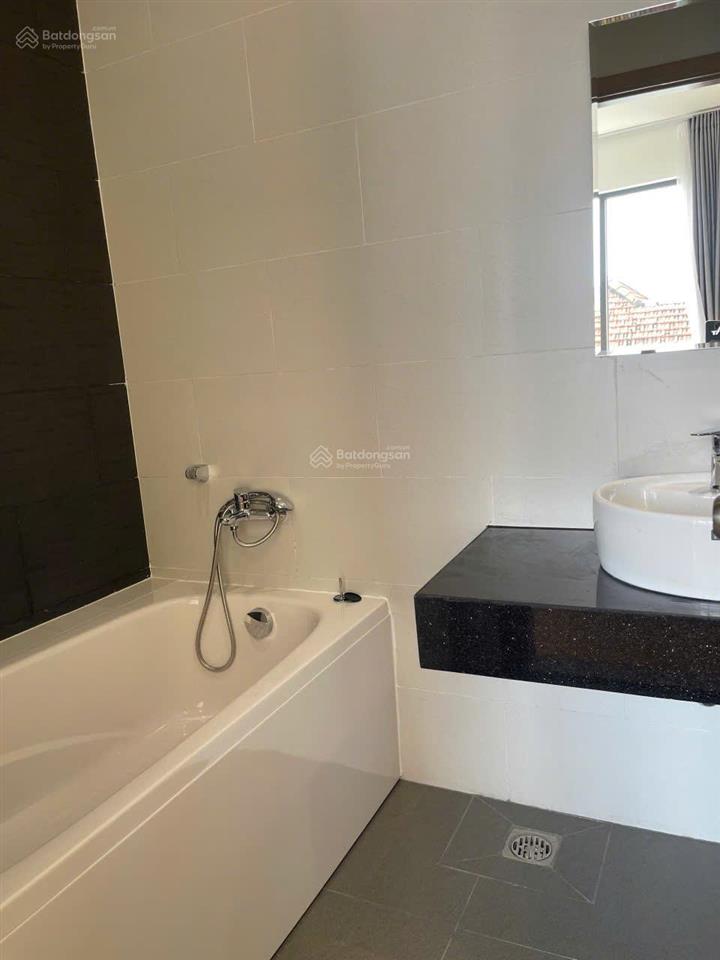 Bán căn hộ dịch vụ 244m2, 118 tỷ, đường số 1, thảo điền, q2, view đẹp, giá ưu đãi