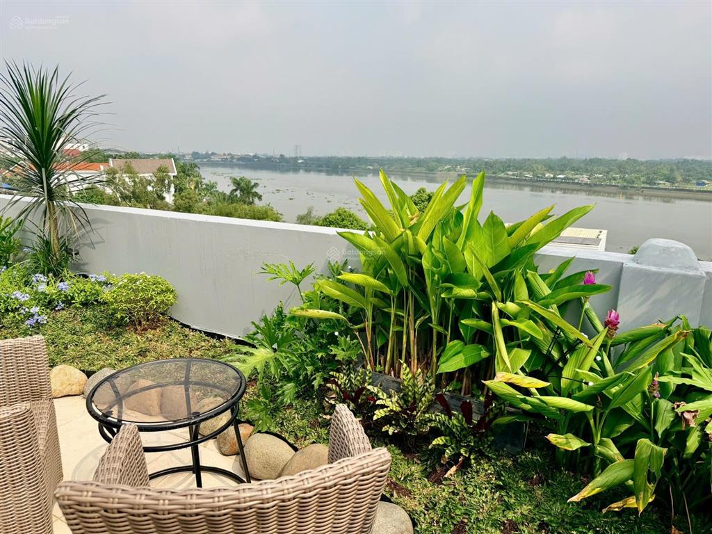 Bán căn hộ dịch vụ 244m2, 118 tỷ, đường số 1, thảo điền, q2, view đẹp, giá ưu đãi