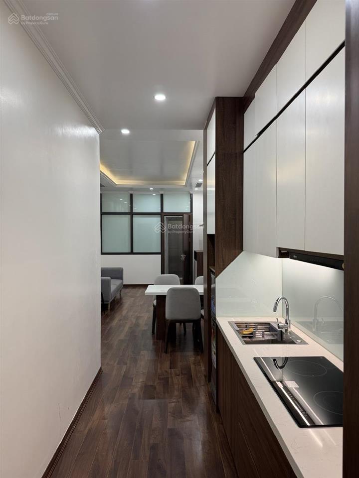 Cho thuê nhà 5 tầng 1 tum tại 71 lê đại hành, hà nội