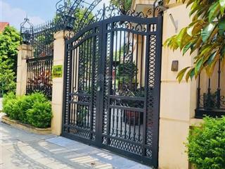 Cho thuê biệt thự sân vườn việt hưng 200m² full nội thất, làm văn phòng, ở sướng. giá 35tr
