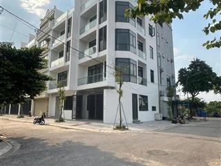 Cho thuê nhà liền kề đồng dinh  thạch bàn 66m x 5 tầng 6 ngủ khép kín. nhận khách nước ngoài.