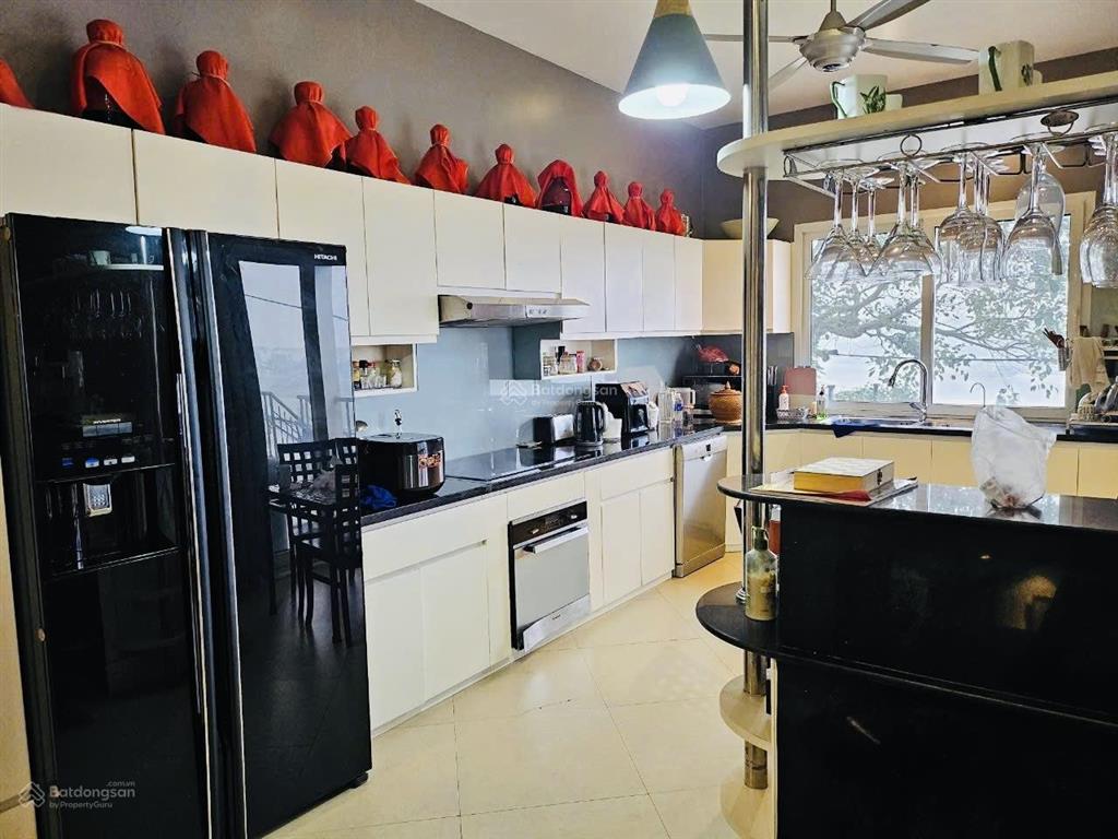Biệt thự sân vườn ngọc thuỵ view sông hồng, đón nắng và gió, sống ở đây thọ thêm 10 năm.