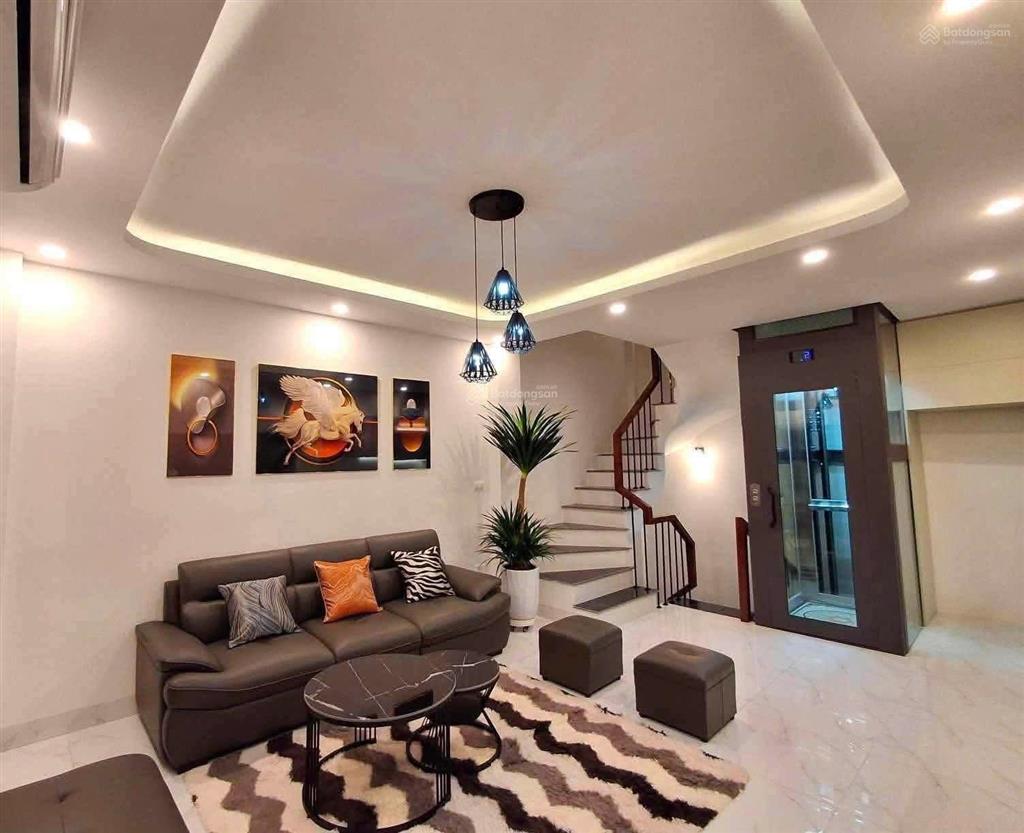 17tr/tháng. cho thuê nhà nguyên căn đàm quang trung 36m2 6 tầng thang máy full đồ, mới tinh.