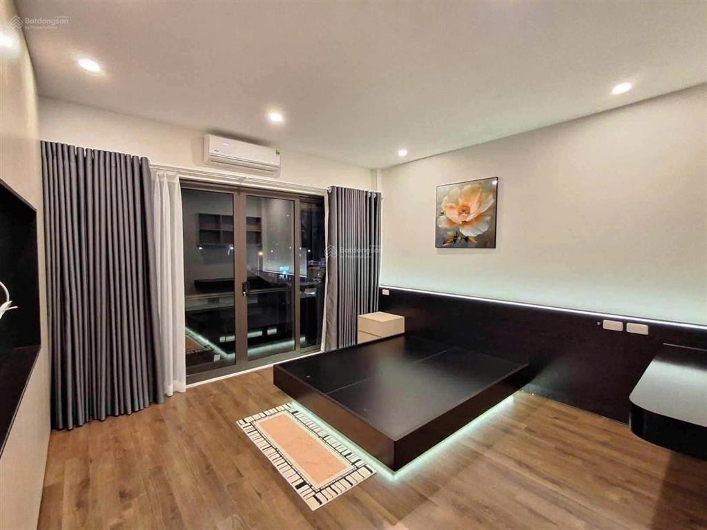 17tr/tháng. cho thuê nhà nguyên căn đàm quang trung 36m2 6 tầng thang máy full đồ, mới tinh.