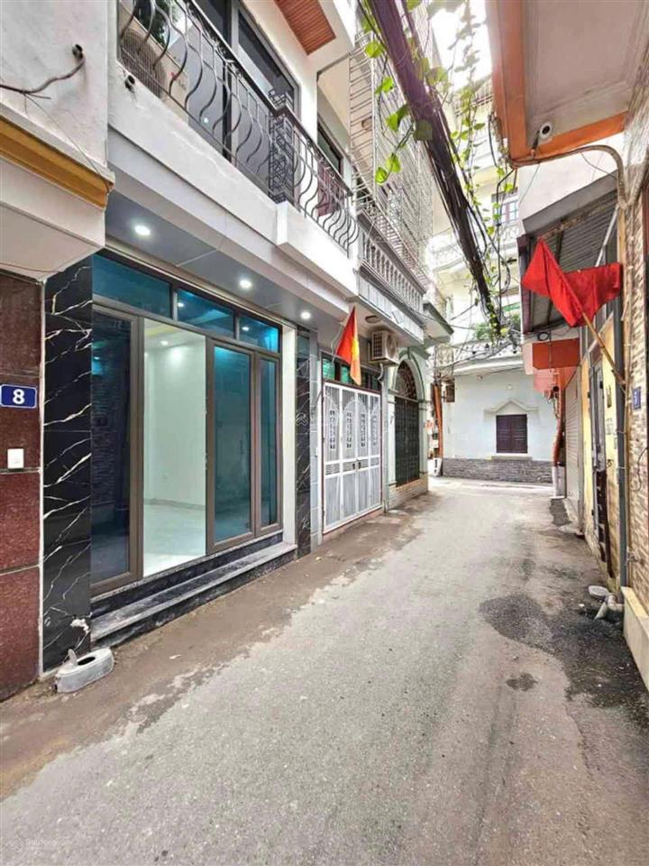 Bán đất phân lô nguyễn gia bồng  ngọc thụy 35m2, ô tô thông, 2 thoáng trước sau. giá 8.35 tỷ