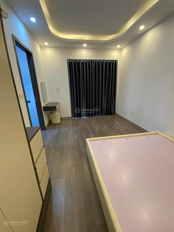 Cho thuê nhà nguyên căn gia thụy nguyễn văn cừ 6 tầng full nội thất chỉ 14,5 triệu/tháng