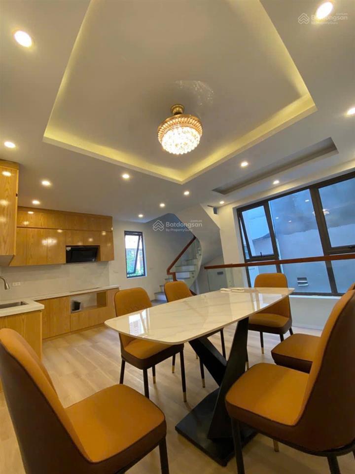 Cho thuê nhà nguyên căn gia thụy nguyễn văn cừ 6 tầng full nội thất chỉ 14,5 triệu/tháng