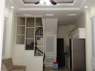 Cho thuê nguyên căn 5 tầng đàm quang trung  30m2  3 ngủ, nhà mới full đồ. giá 10tr/th
