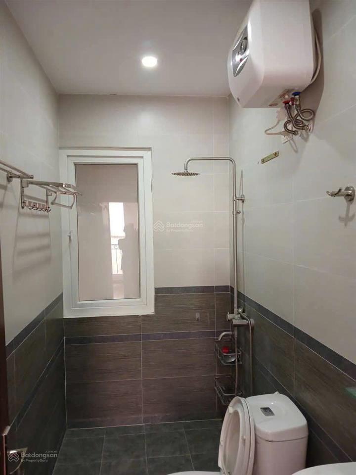 Cho thuê nguyên căn 5 tầng đàm quang trung  30m2  3 ngủ, nhà mới full đồ. giá 10tr/th