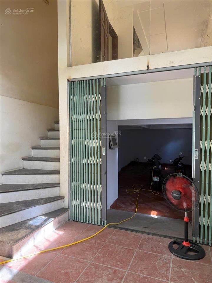 Cho thuê nhà nguyên căn ngọc thụy gần hồng tiến 5 tầng ô tô vào nhà chỉ 11,5 triệu/tháng