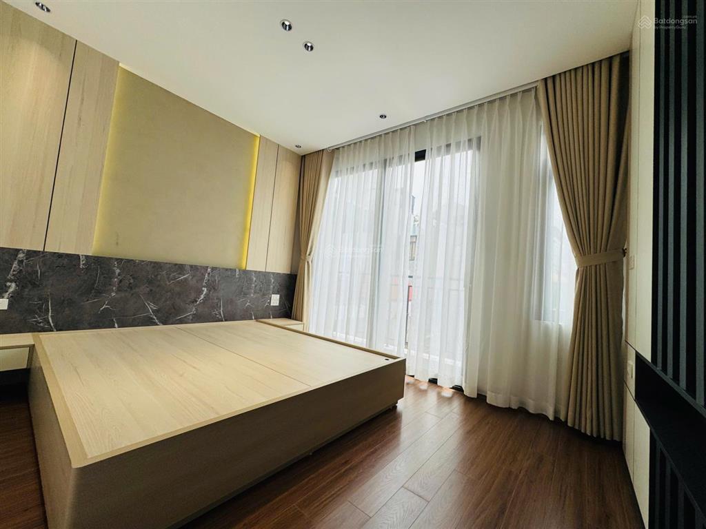 20tr/th. cho thuê biệt thự ngọc trì thạch bàn 150m 3 tầng sân rộng 5pn, gần aeon mall