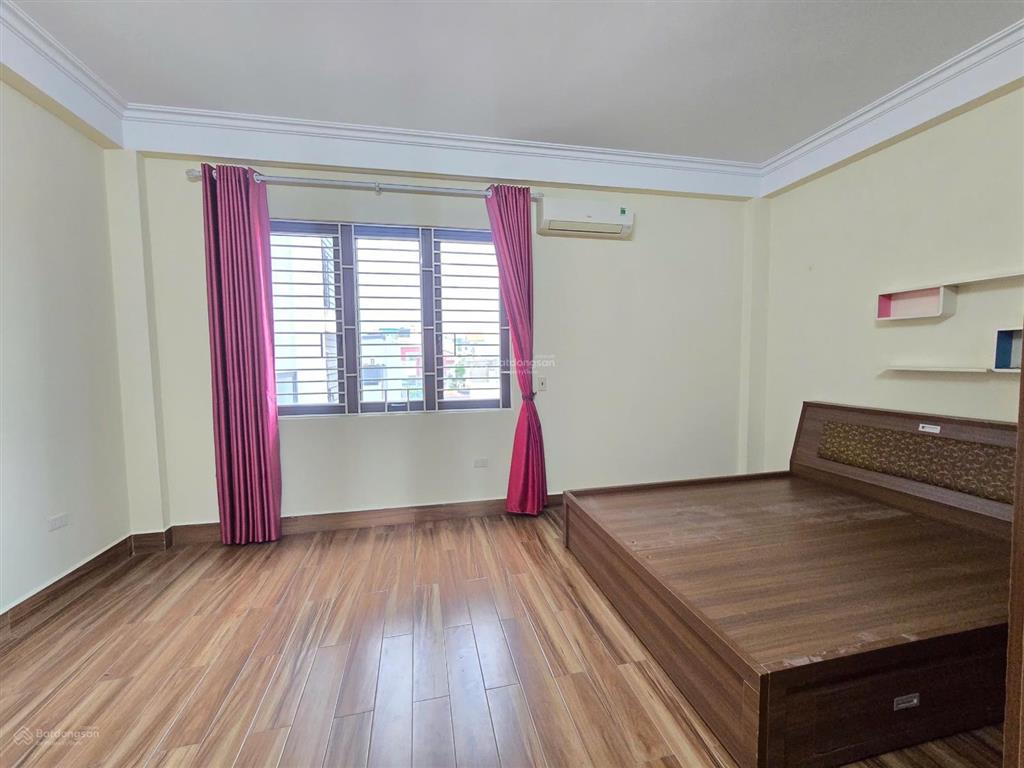 Cho thuê nhà phố hoa lâm 73m2 5 tầng thông sàn kinh doanh 20 triệu/tháng. 0856 567 ***