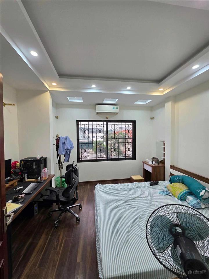 Cho thuê nhà 353 bát khối thông 206 cổ linh | 44m2 x 5 tầng | full đồ | 13tr/tháng