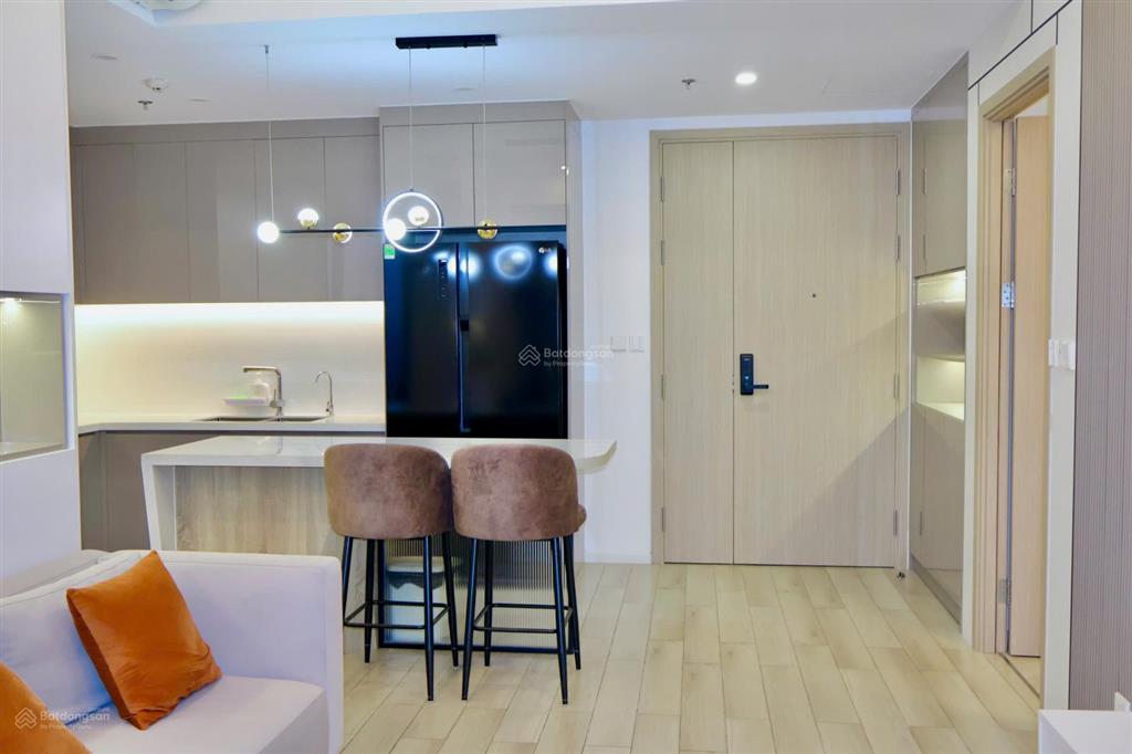 Bán nhanh 2pn masteri centre point full nội thất luxury view công viên và hồ bơi tại vinhome quận 9