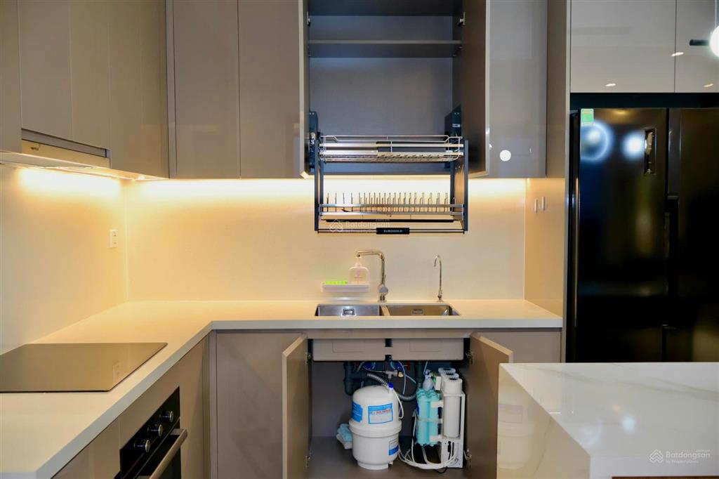 Bán nhanh 2pn masteri centre point full nội thất luxury view công viên và hồ bơi tại vinhome quận 9