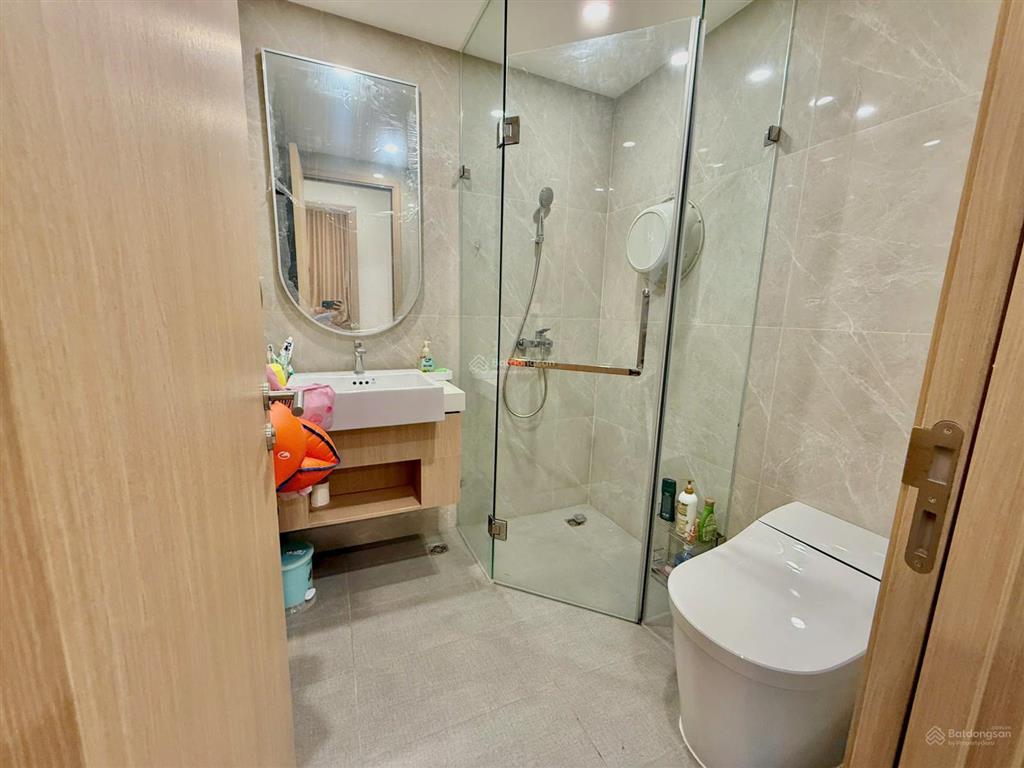 Cho thuê 1pn + layout 2pn1wc full nội thất luxury chỉ 12tr tại masteri centre point vinhomes quận 9
