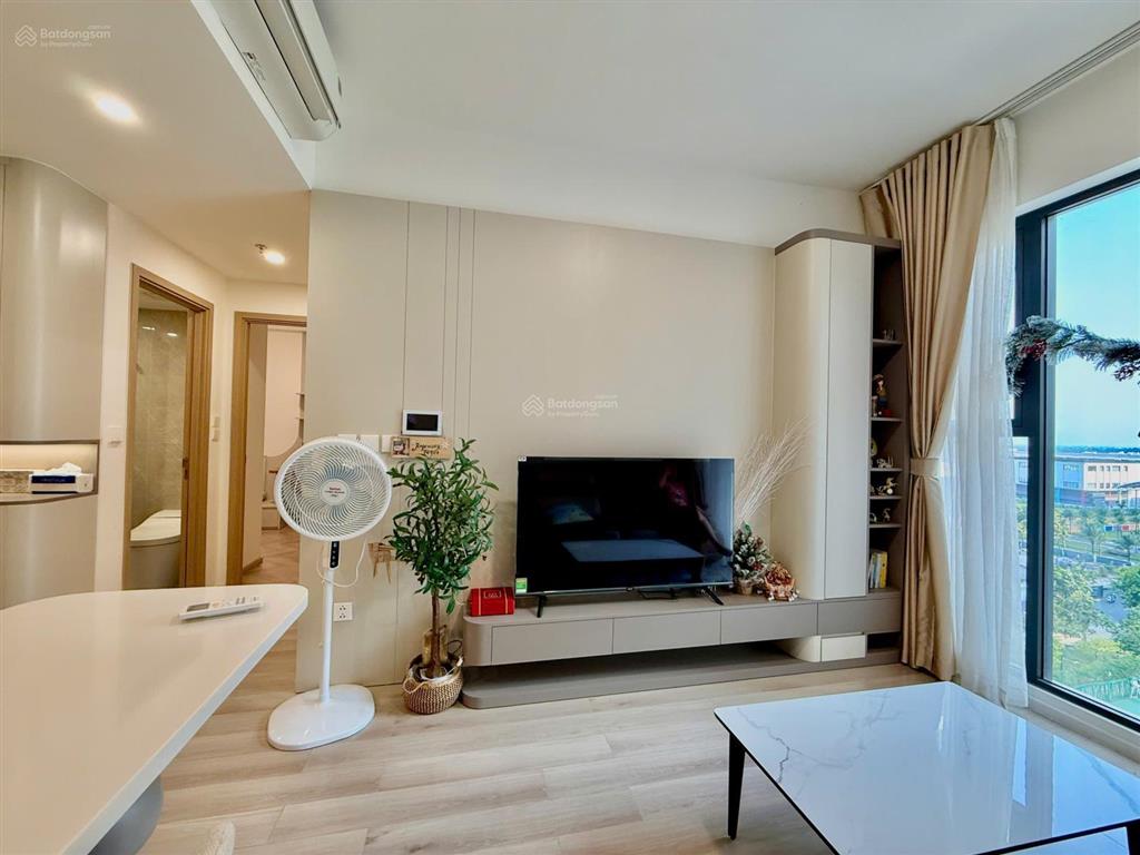 Cho thuê 1pn + layout 2pn1wc full nội thất luxury chỉ 12tr tại masteri centre point vinhomes quận 9