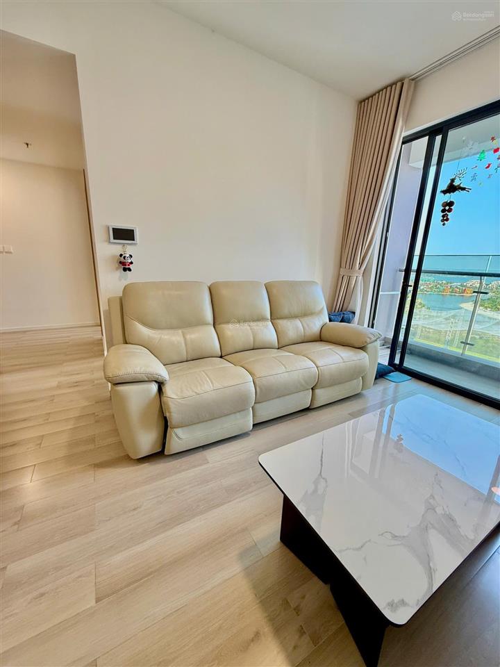 Cho thuê nhanh 2pn 2 view trực diện công viên full nội thất luxury 15tr tại masteri centre point