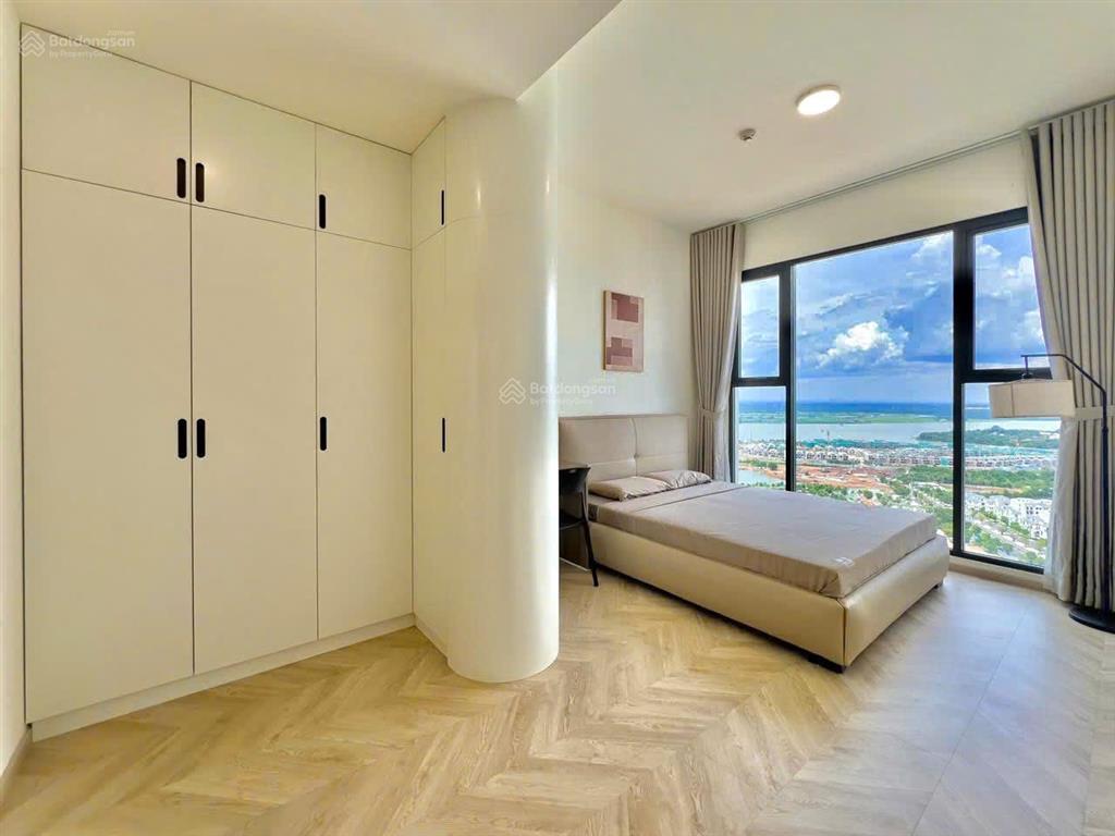 Cho thuê 3pn full nội thất đẹp view trực diện công viên 36ha giá chỉ 23 triệu vinhomes grand park