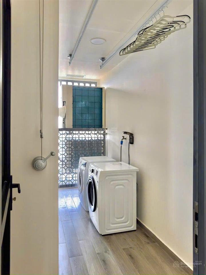 Cho thuê 3pn full nội thất đẹp view trực diện công viên 36ha giá chỉ 23 triệu vinhomes grand park