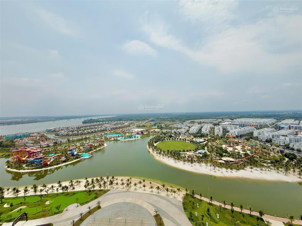Cho thuê 3pn ntcb rèm giá chỉ 18tr/th tại opus one tại vinhomes grand park quận 9