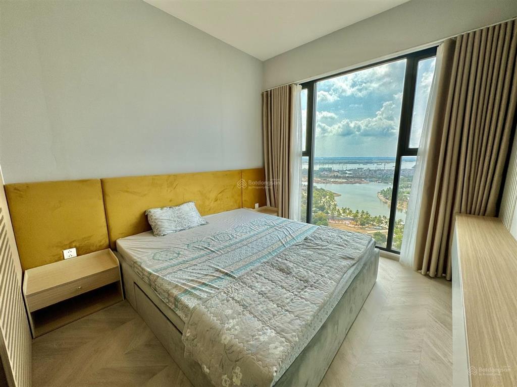 Cho thuê 3pn full nội thất luxury view trực diện công viên 36ha giá chỉ 24tr tại masteri vinhome q9
