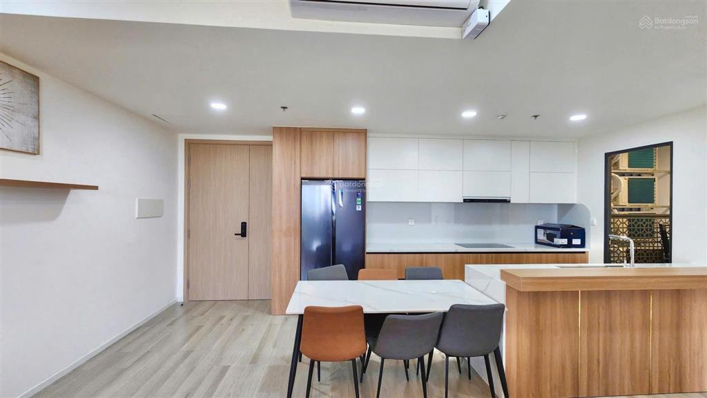 Cho thuê căn hộ 3pn full luxury giá chỉ 20tr tại lumière boulevard | vinhomes grand park quận 9