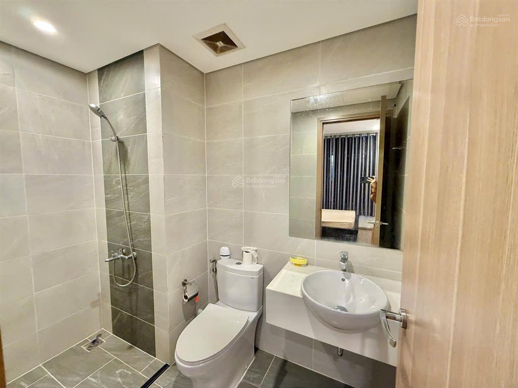 Bán nhanh 2pn 2wc diện tích lớn 67m2 giá chỉ 2 tỷ 8 tại the origami  vinhomes grand park quận 9