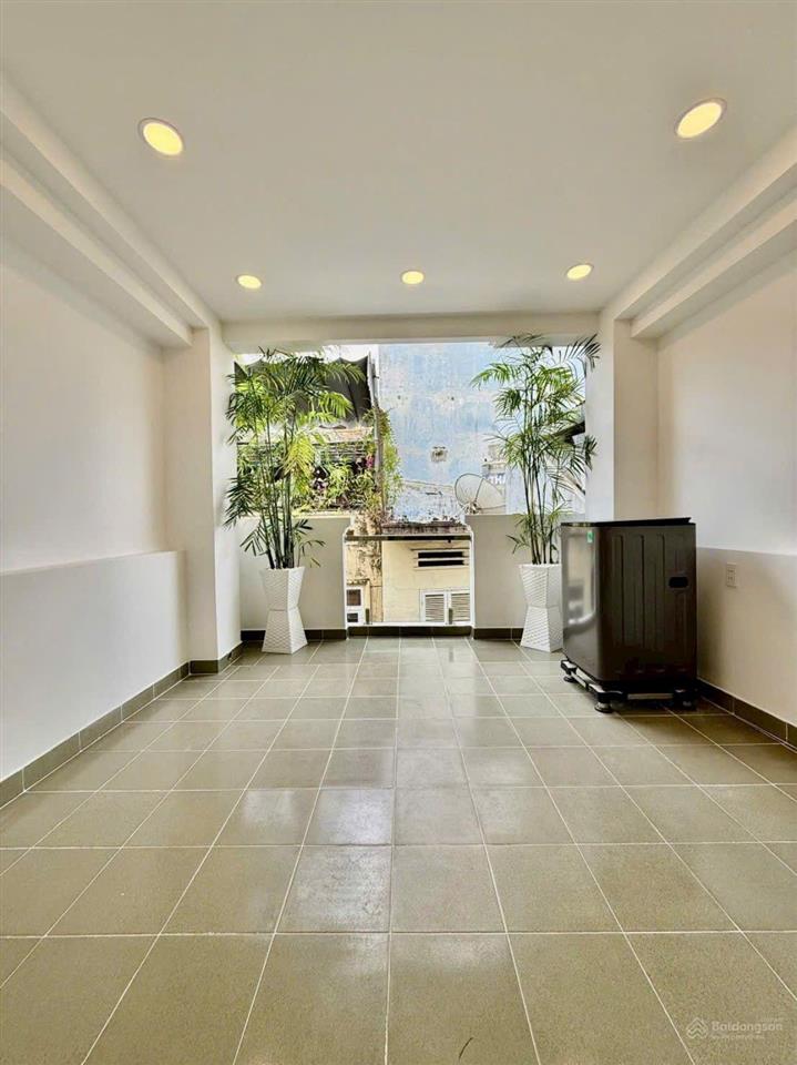 Nhà bán 4 tầng hẻm 44 phạm văn hai, sát mặt tiền..dt 3,8x11 nở 4,85