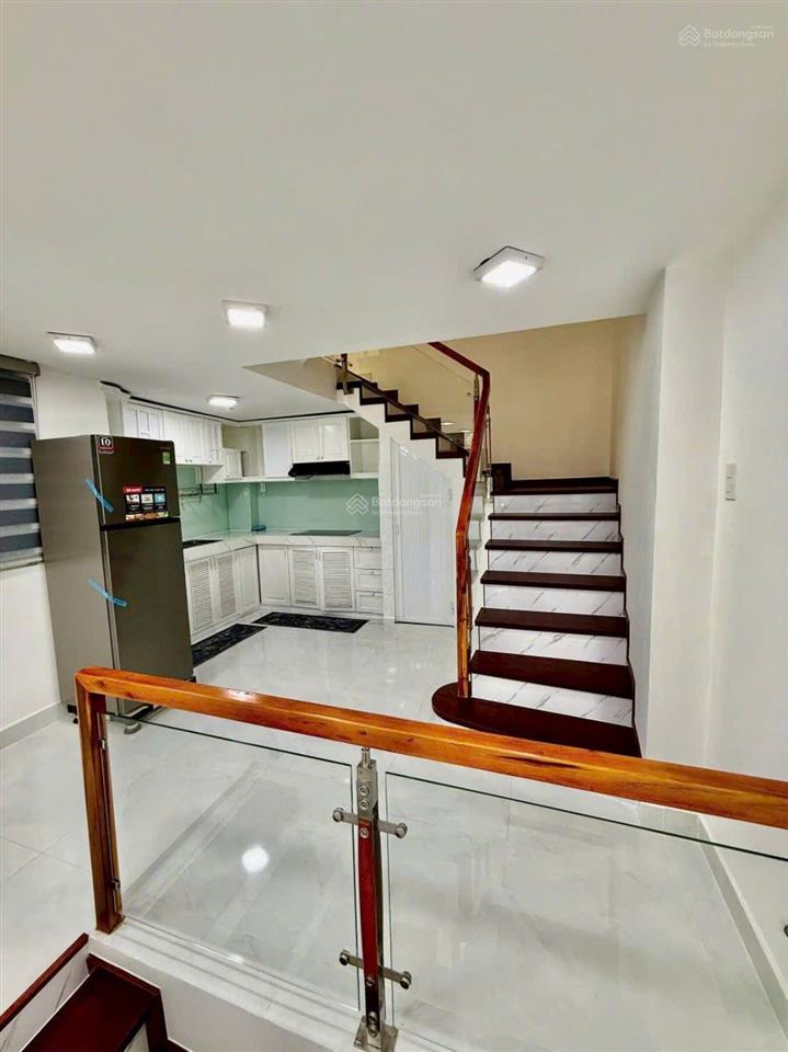 Nhà bán 4 tầng hẻm 44 phạm văn hai, sát mặt tiền..dt 3,8x11 nở 4,85