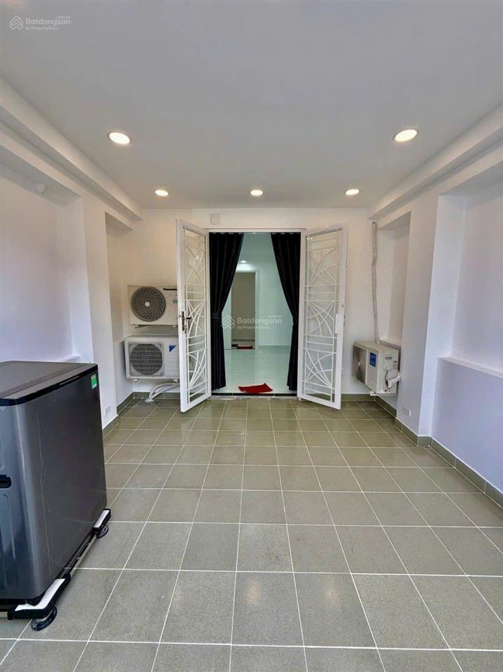 Nhà bán 4 tầng hẻm 44 phạm văn hai, sát mặt tiền..dt 3,8x11 nở 4,85