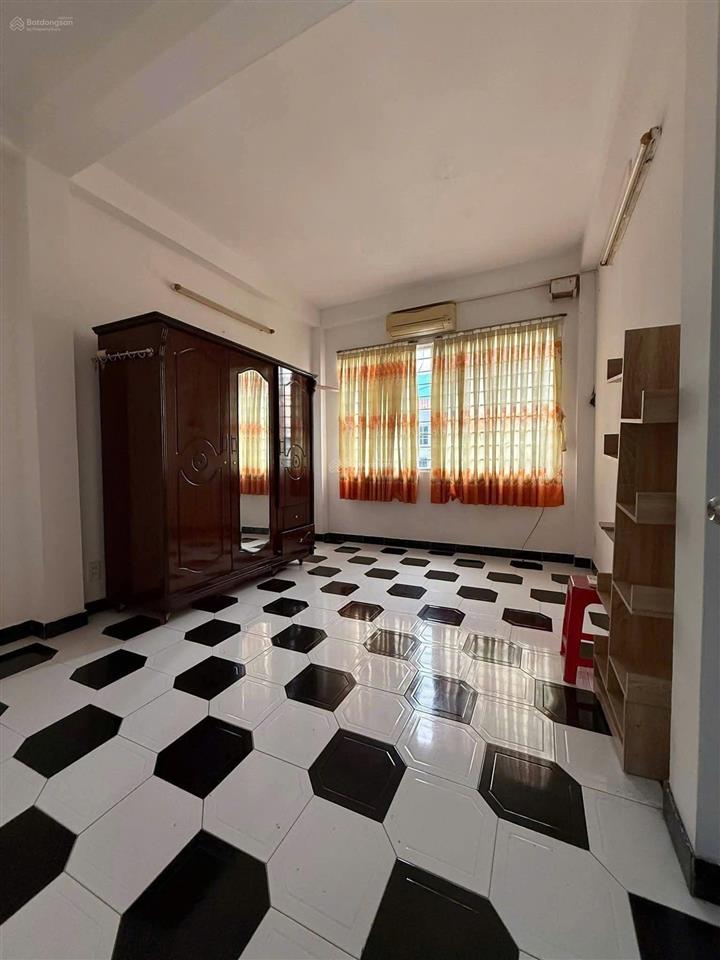 Nhà bán hẻm nghĩa phát f6 tân bình, sát khu bắc hải, 2 tầng  4,5x12 nở hậu 4.9m  4pn