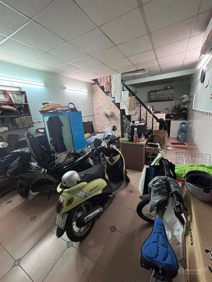 Nhà bán , hẻm bành văn trân thông nghĩa phát, f7 tân bình. 2 tầng dt 4,1x8,2