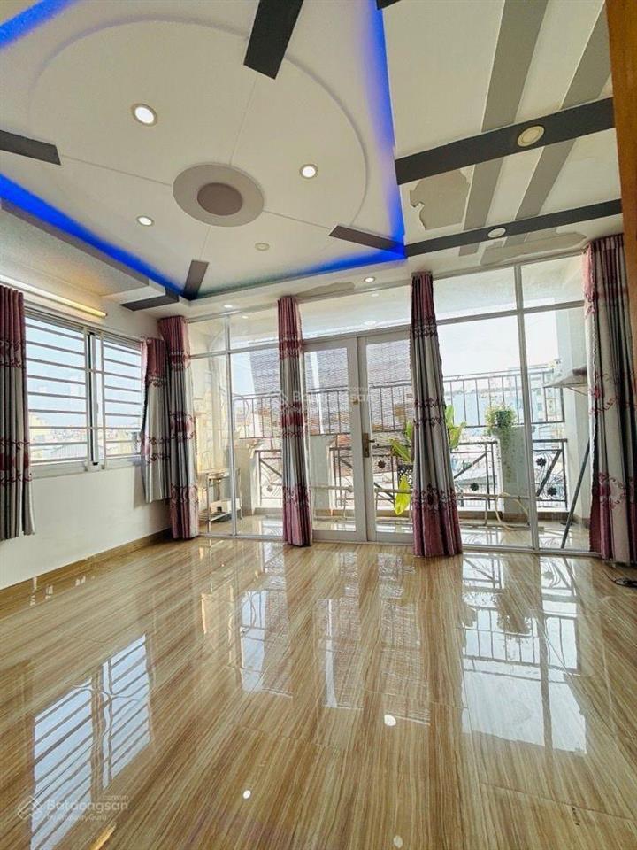 Bán nhà hẻm huỳnh văn bánh phú nhuận.  nhà 5 tầng  dt 4,8x8