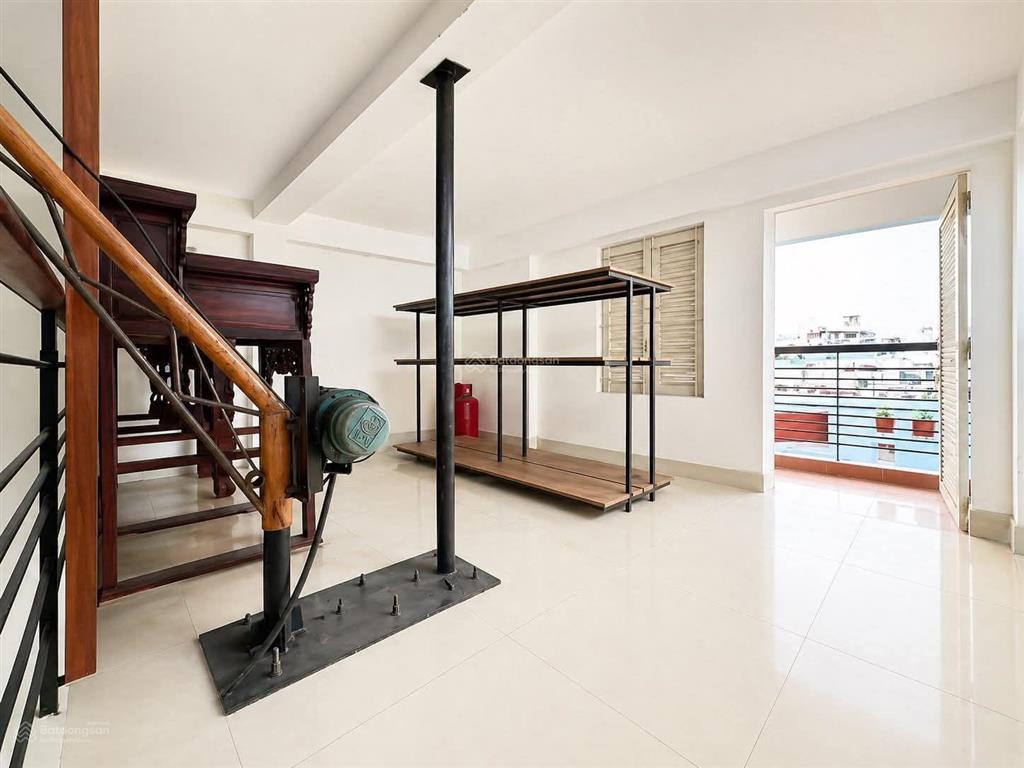 Bán nhà 6 tầng hẻm xe hơi hồng lạc. dt 3,2 nở 4,5 dài 15m. giá tốt trong khu vực