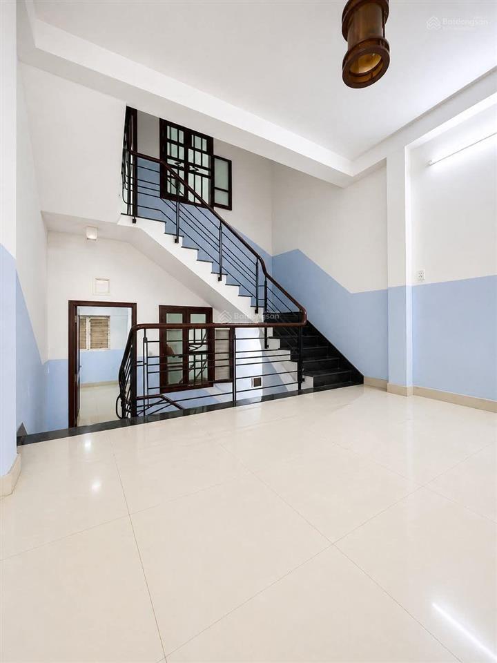 Bán nhà 6 tầng hẻm xe hơi hồng lạc. dt 3,2 nở 4,5 dài 15m. giá tốt trong khu vực