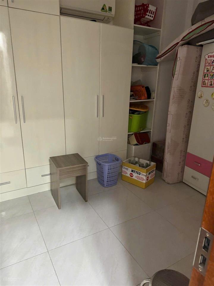Nhà bán hẻm nghĩa hòa, chấn hưng, f6. dt 3,2x11 2 tầng
