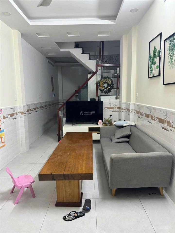 Nhà bán hẻm nghĩa hòa, chấn hưng, f6. dt 3,2x11 2 tầng
