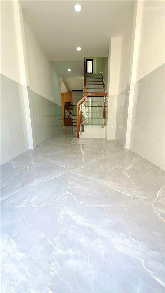 Bán nhà 2 tầng, hẻm thành mỹ, f8. nhà mới ở ngay, dt đất 33m2