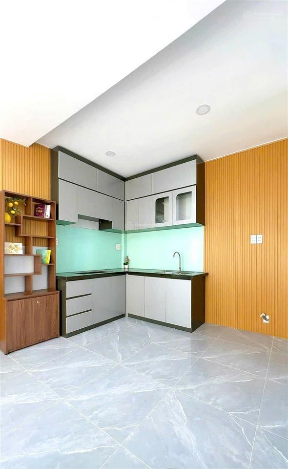 Bán nhà 2 tầng, hẻm thành mỹ, f8. nhà mới ở ngay, dt đất 33m2