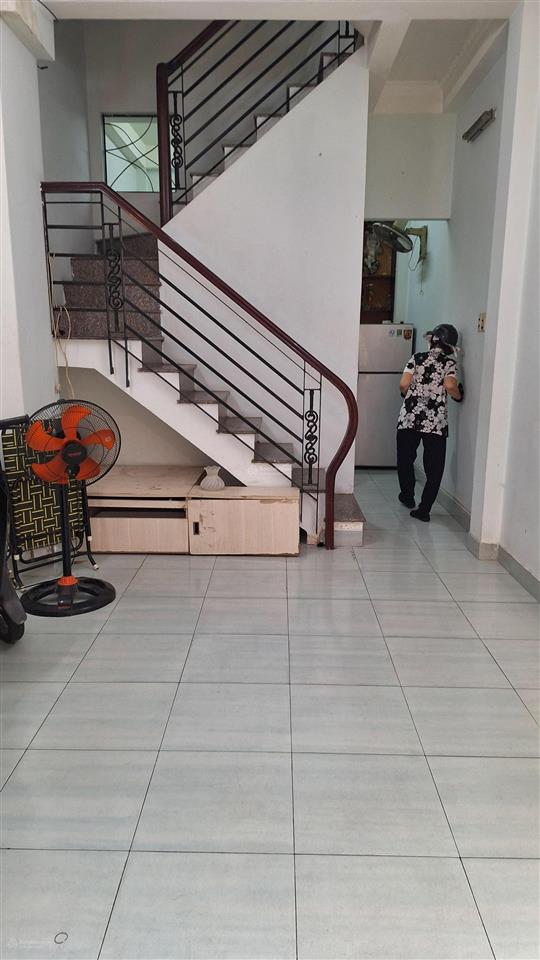 Bán nhà hẻm 373 lý thường kiệt, p9. 4 tầng  dt 3,3x8,5