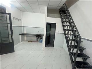 Bán nhà 2 tầng, hẻm âu cơ, p9, gần đường thiên phước. dt 5x4