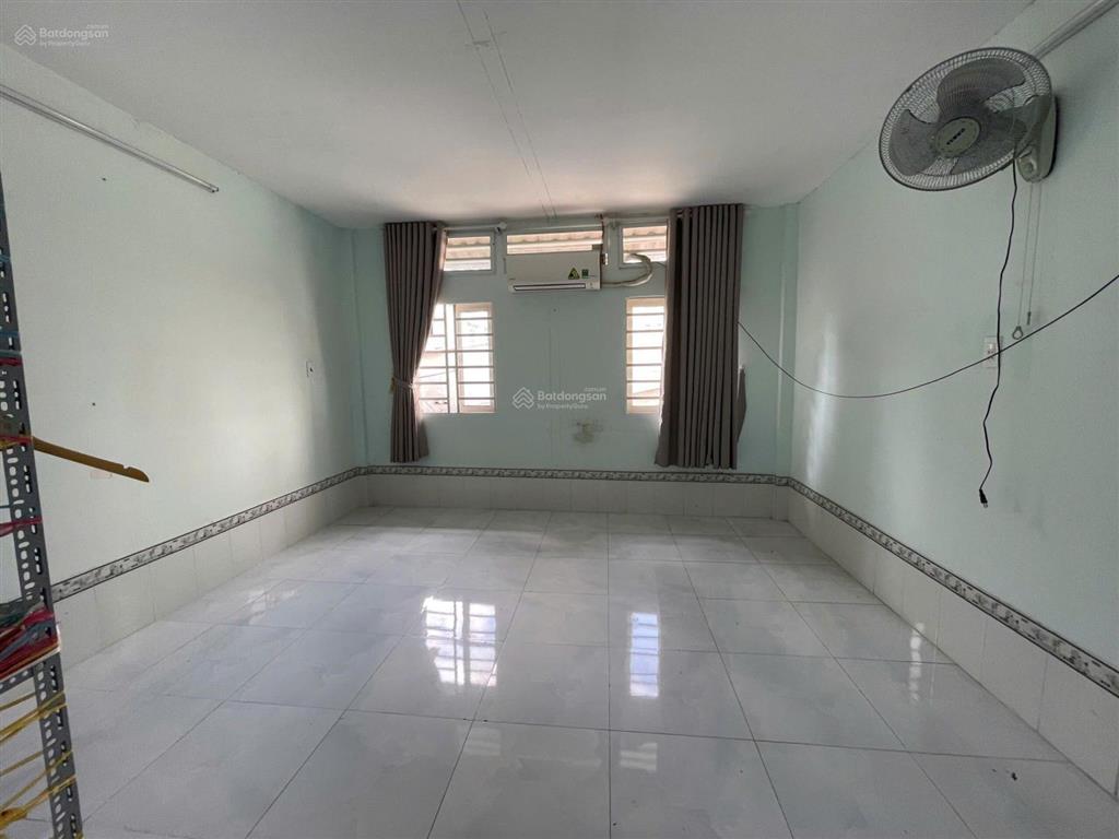 Bán nhà mặt tiền thụt xuân hồng f4, tân bình. ngay trung tâm triển lãm. nhà 3 tầng đúc btct