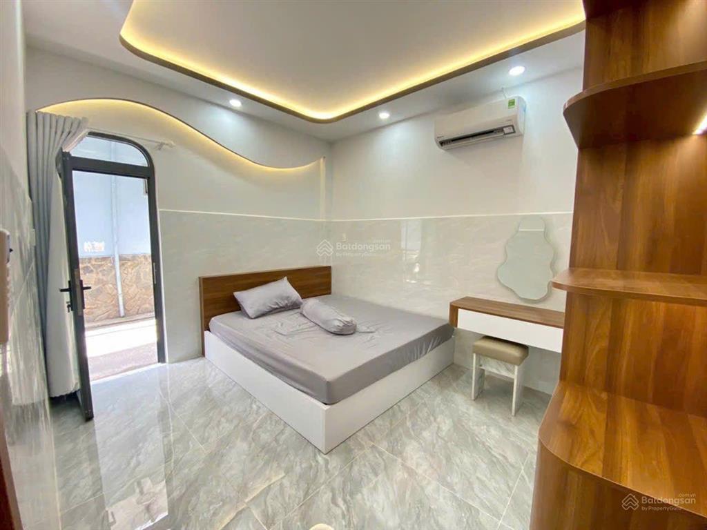 Nhà 2 tầng đúc btct, full nội thất, hẻm lý thường kiệt f8 4,1x12,5 3 phòng ngủ, có phòng dưới trệt