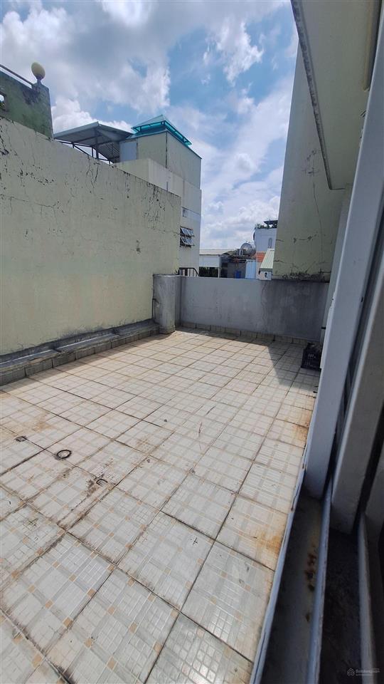 Nhà 5 tầng, hẻm duy tân, phường 8, ngay chợ tân bình. dt 6x7