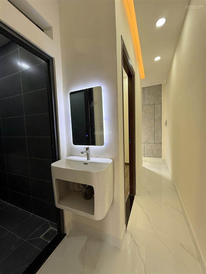 Bán nhà 2 tầng, trường chinh, p. bảy hiền
dt 3,5x8 nhà mới, full nội thất
khu vực k dính tod